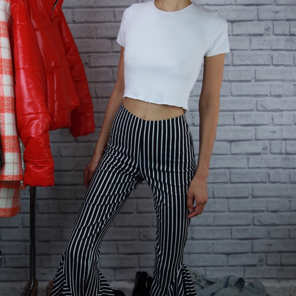 Stripe ruffle flare pants